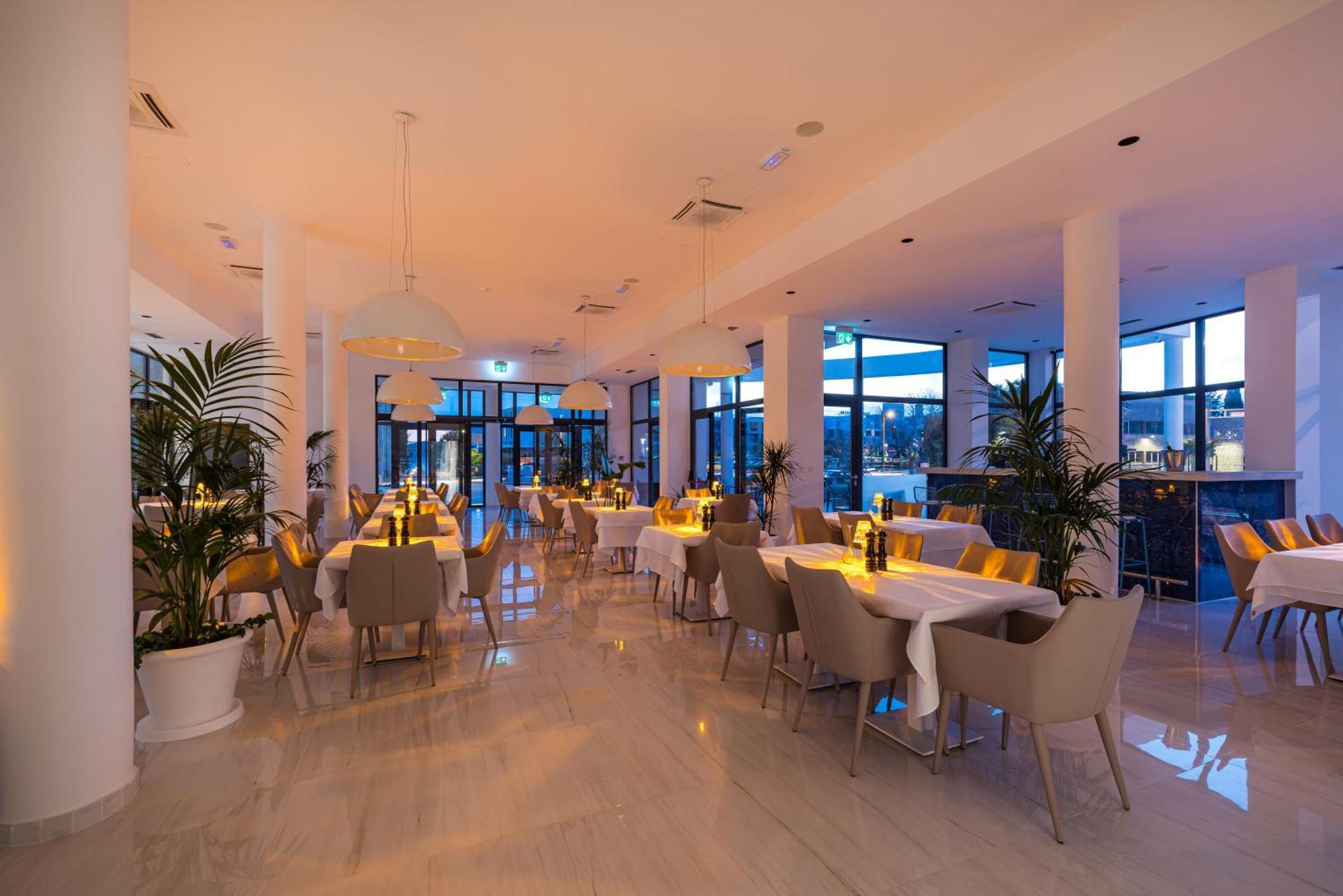 Miramare Hotel Zadar Exterior photo
