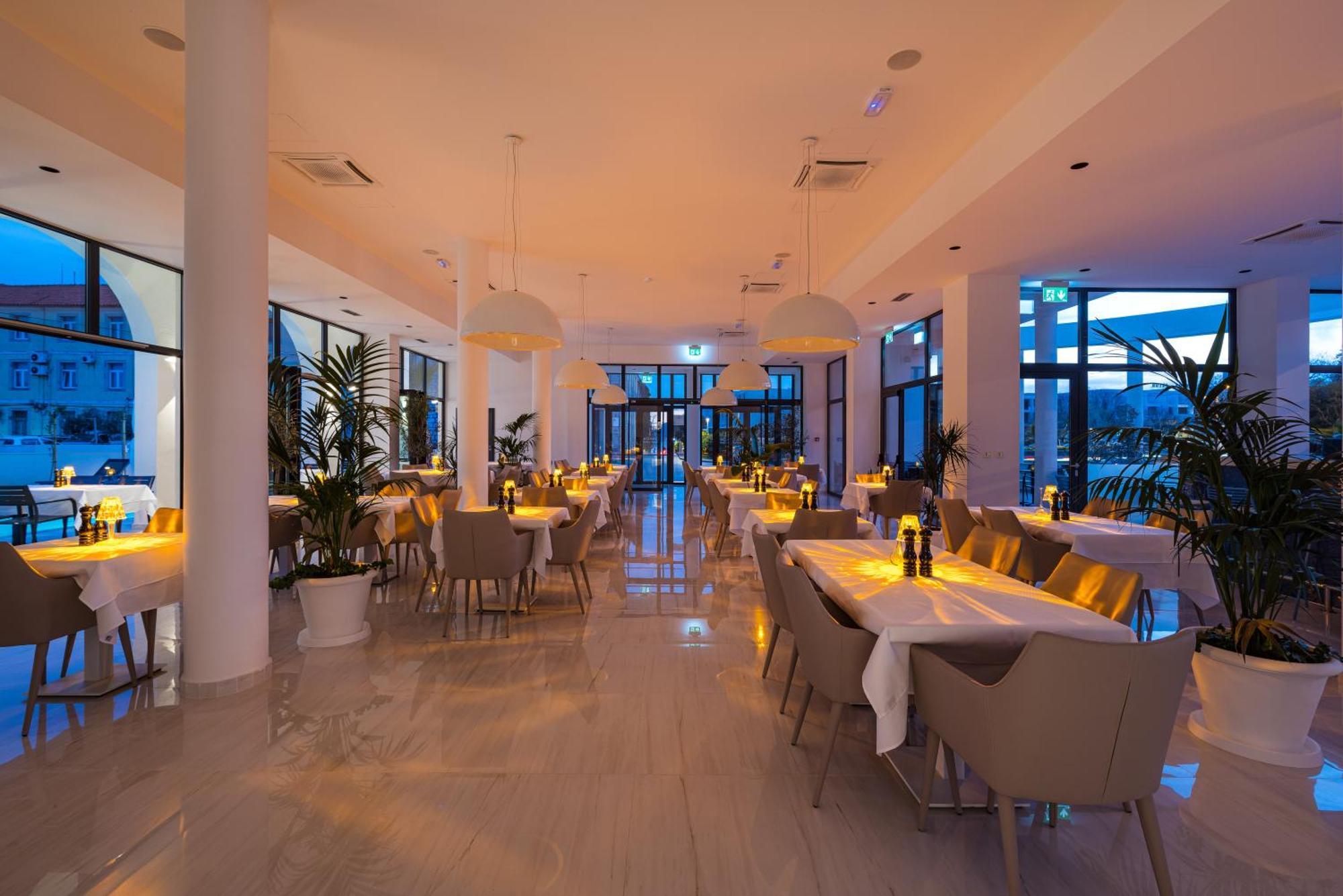 Miramare Hotel Zadar Exterior photo
