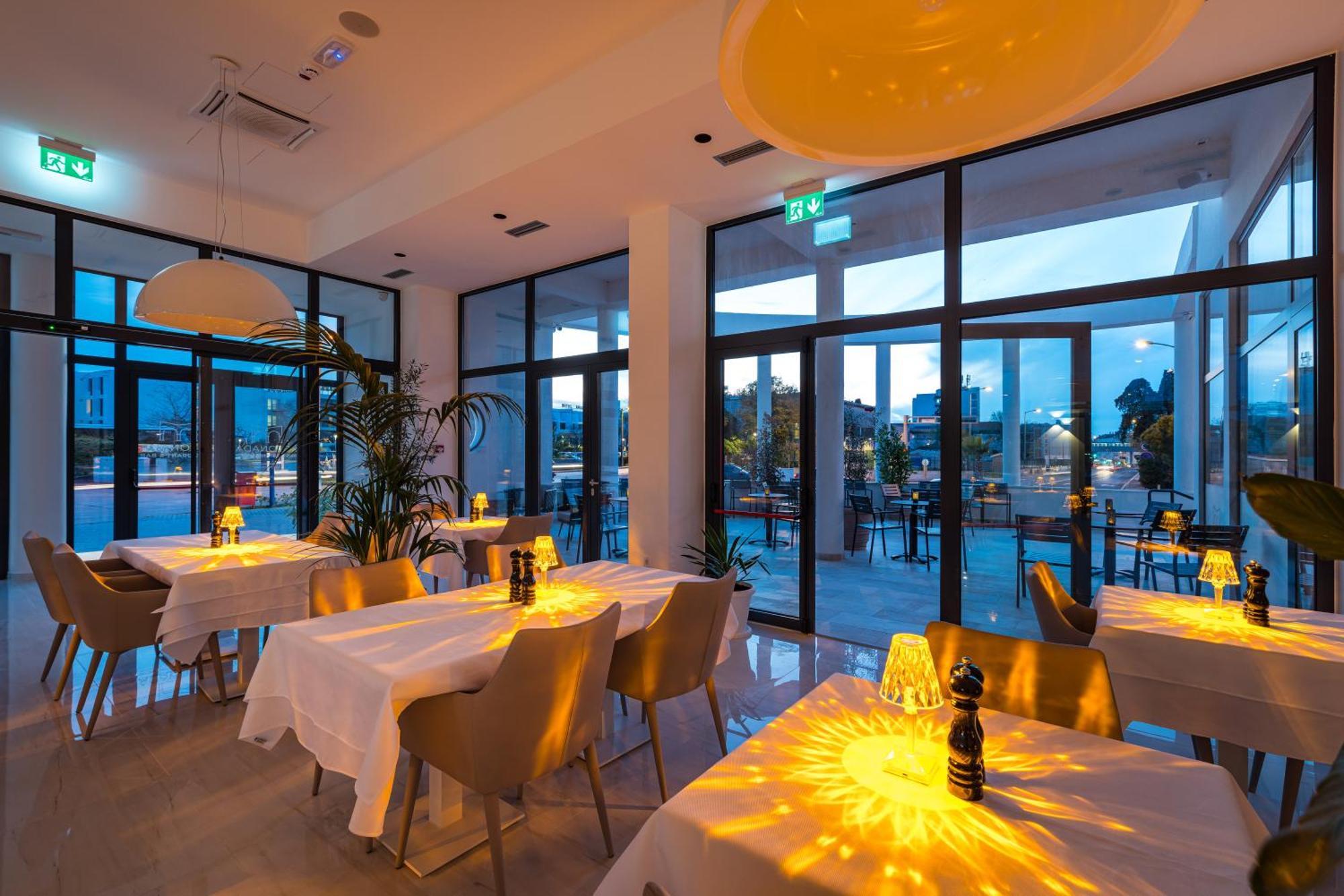 Miramare Hotel Zadar Exterior photo