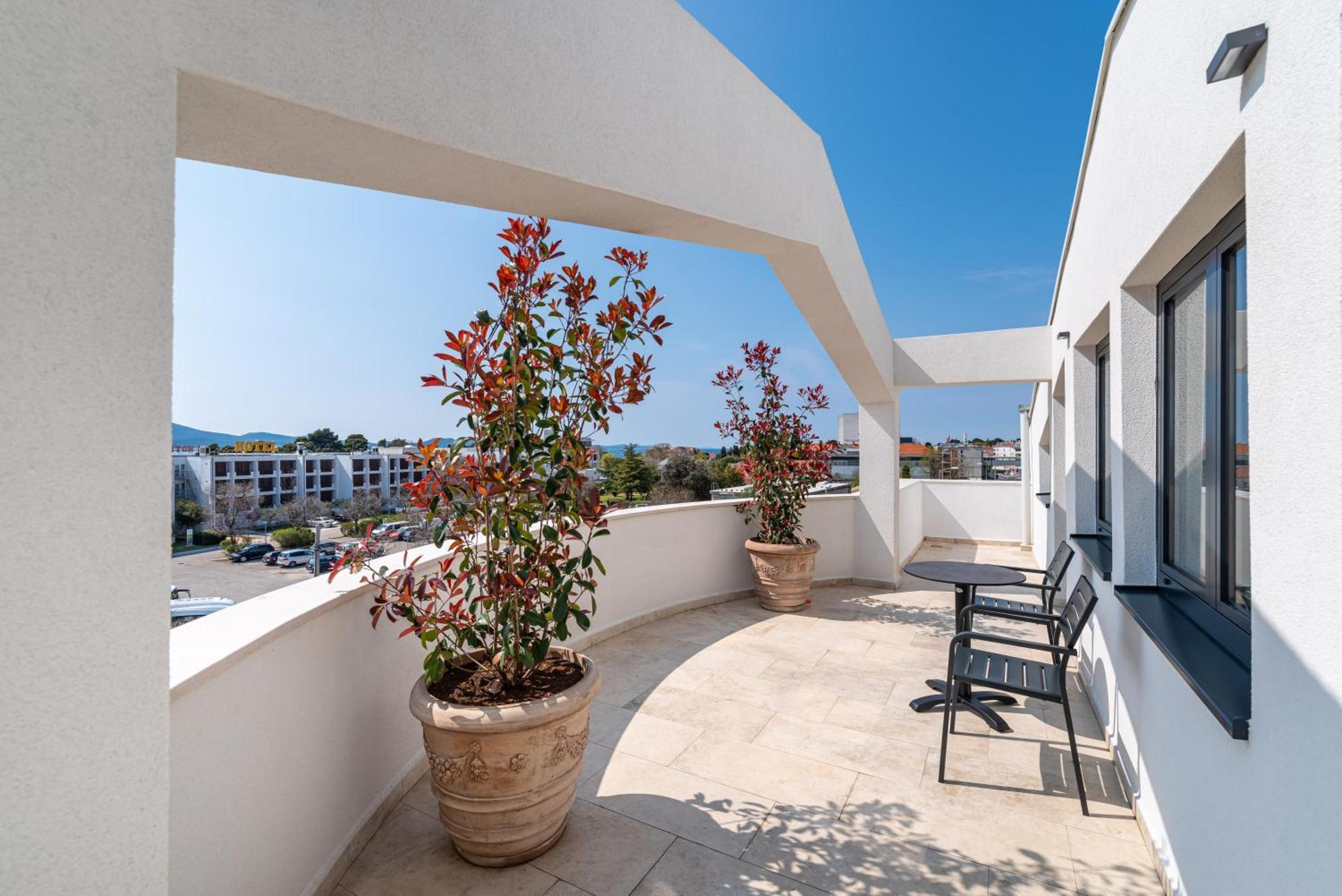 Miramare Hotel Zadar Exterior photo