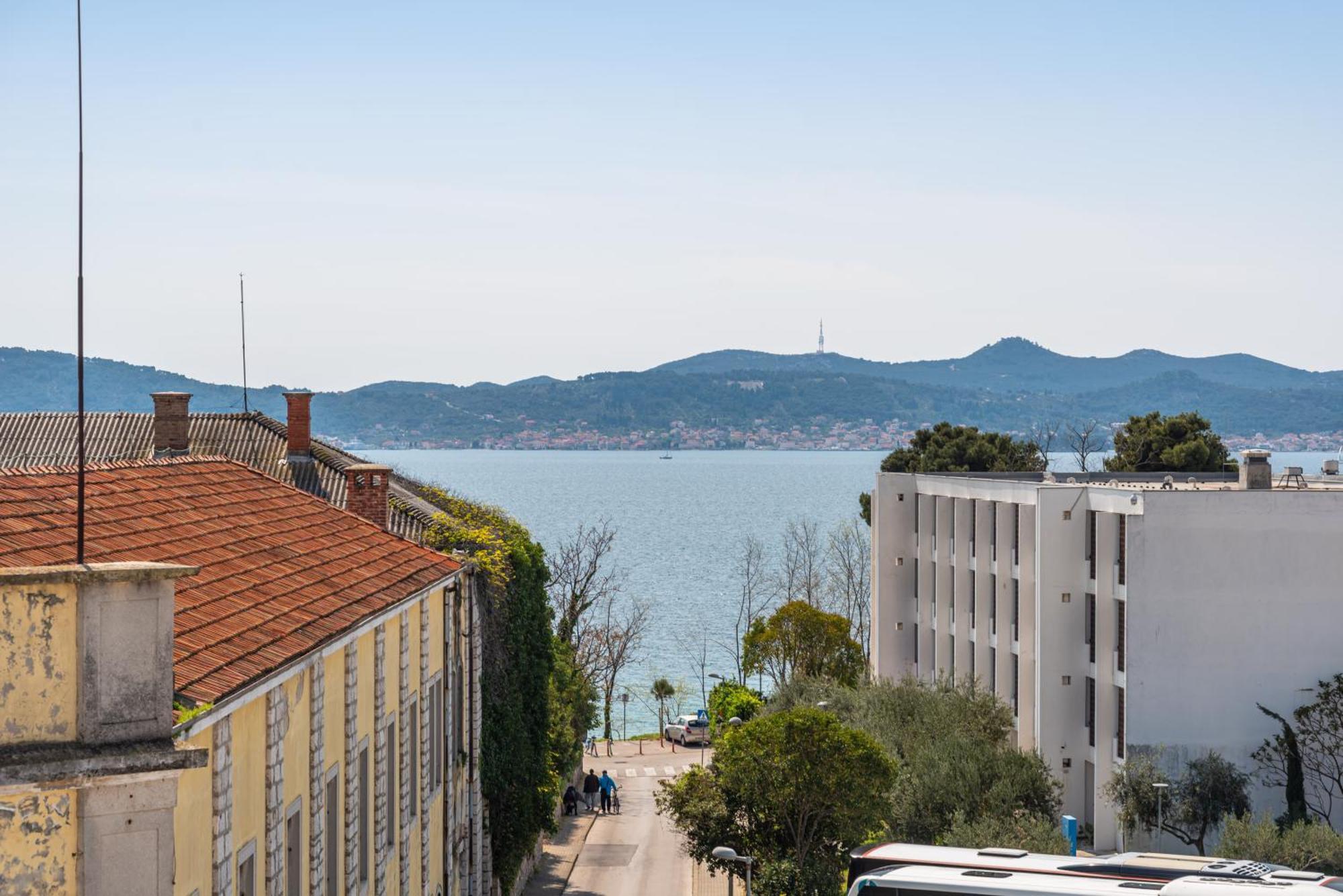 Miramare Hotel Zadar Exterior photo