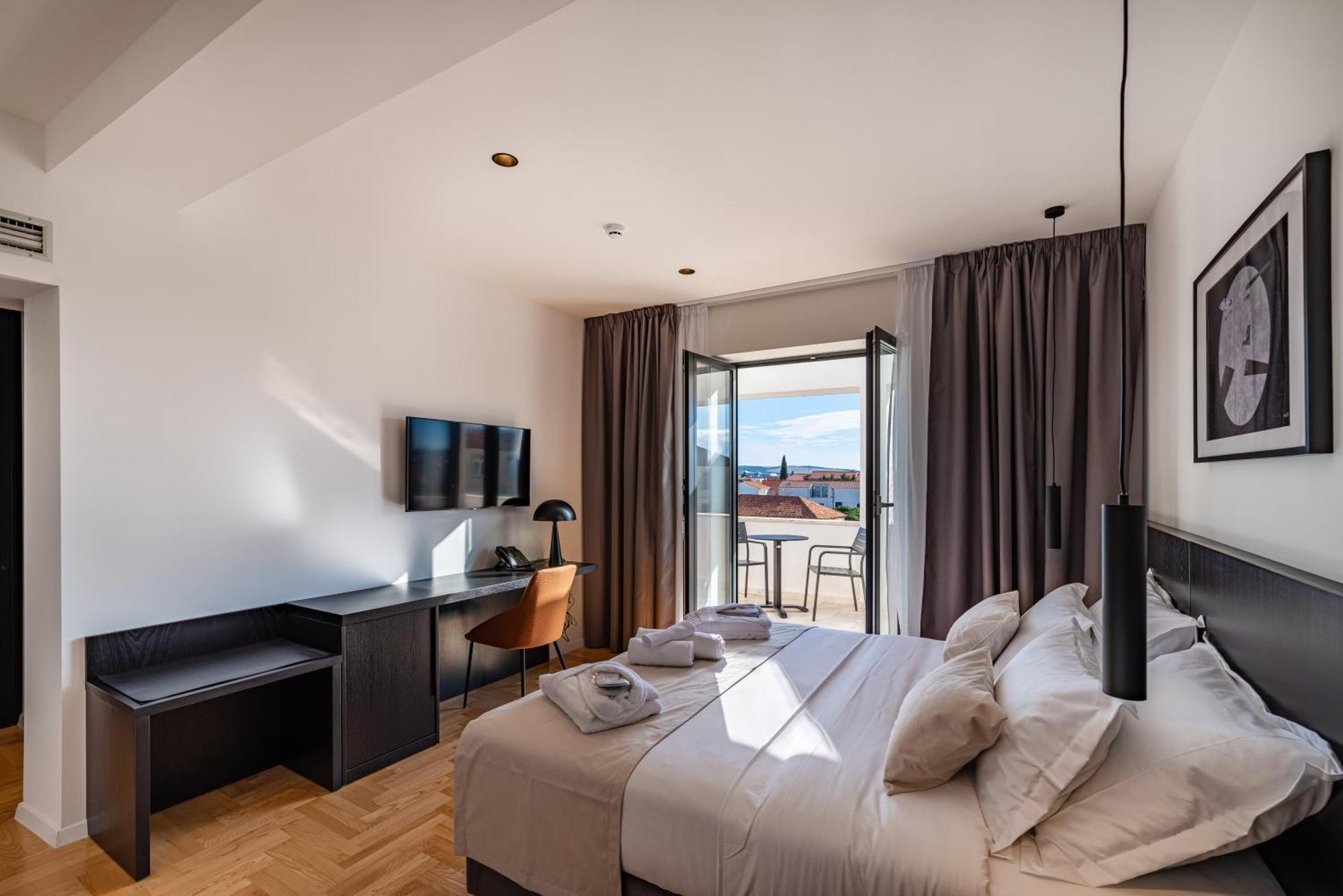 Miramare Hotel Zadar Exterior photo