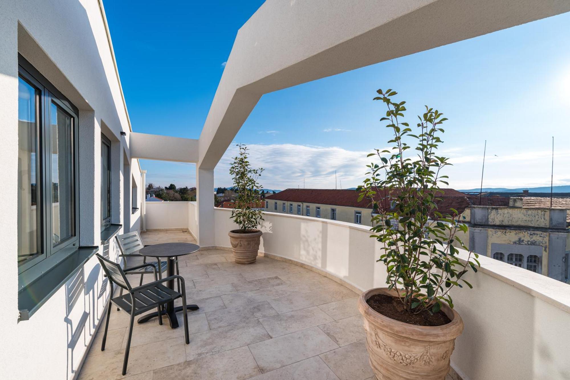 Miramare Hotel Zadar Exterior photo